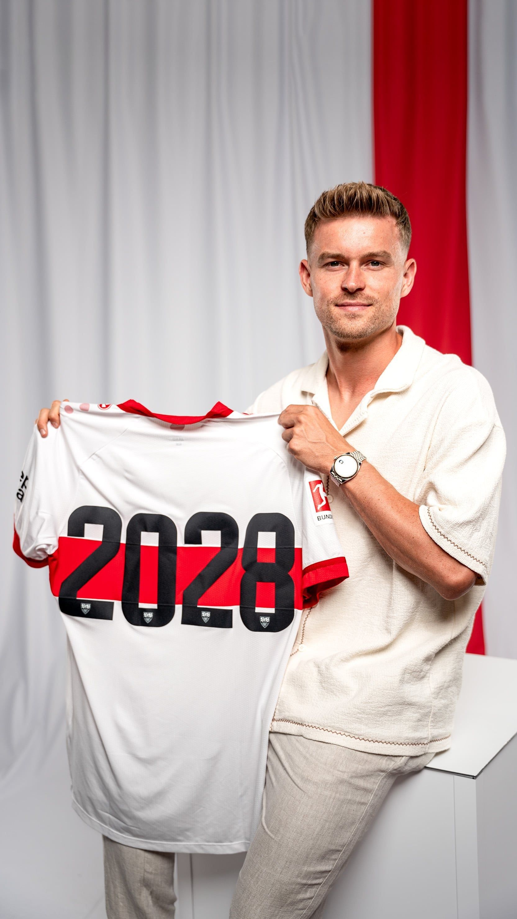 Maxi_Trikot_Reel2_1665x2960.jpg